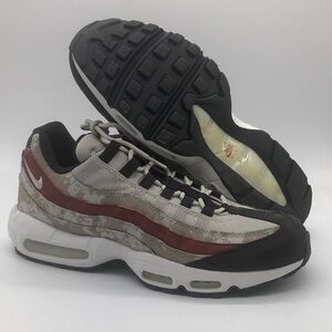 Nike Air Max 95 Men's Shoes - Black, Red, Gray